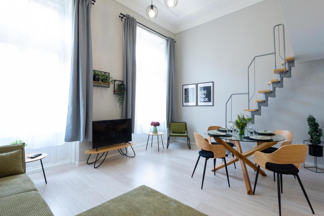 Budapest Holidays Chic Екстер'єр фото