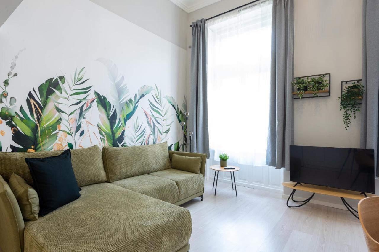 Budapest Holidays Chic Екстер'єр фото